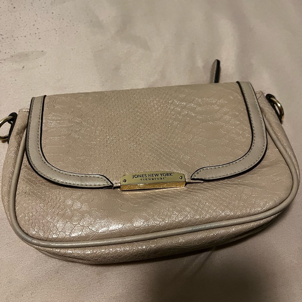 Crossbody bag